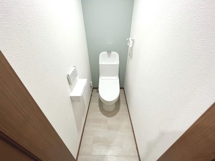 物件内観写真7　(トイレ)