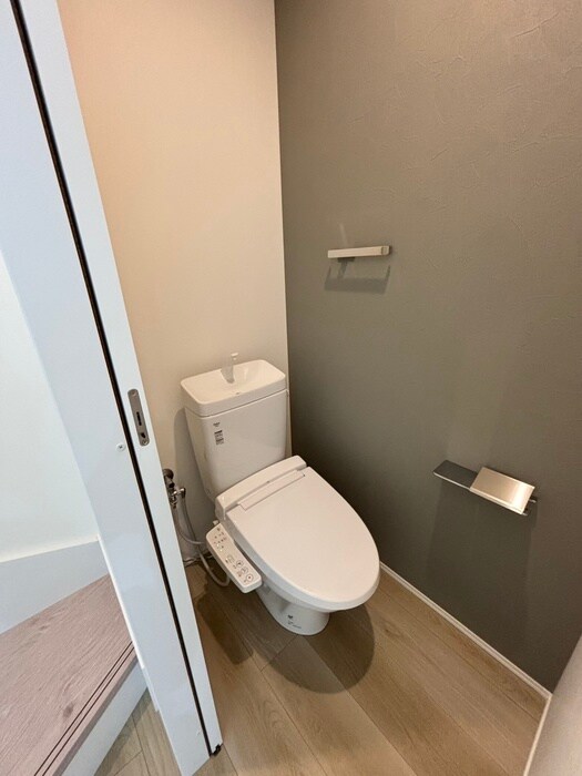 物件内観写真9　(トイレ)