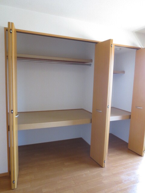 物件内観写真8　(収納)