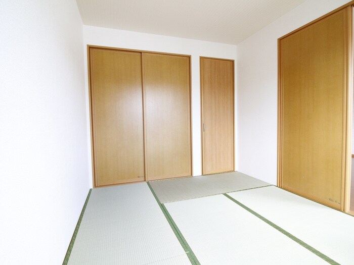 物件内観写真19　(居室)