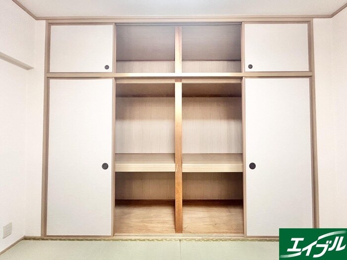 物件内観写真15　(収納)