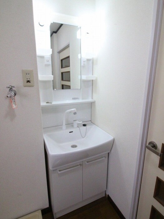 物件内観写真11　(洗面)