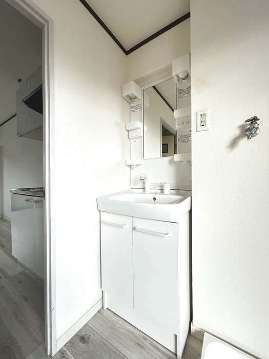 物件内観写真15　(洗面)