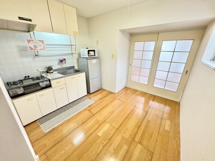 物件内観写真9　(居室)