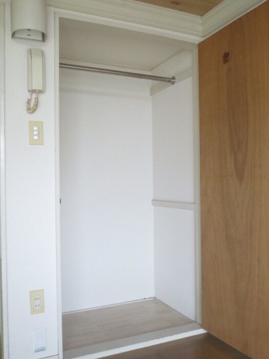 物件内観写真10　(収納)