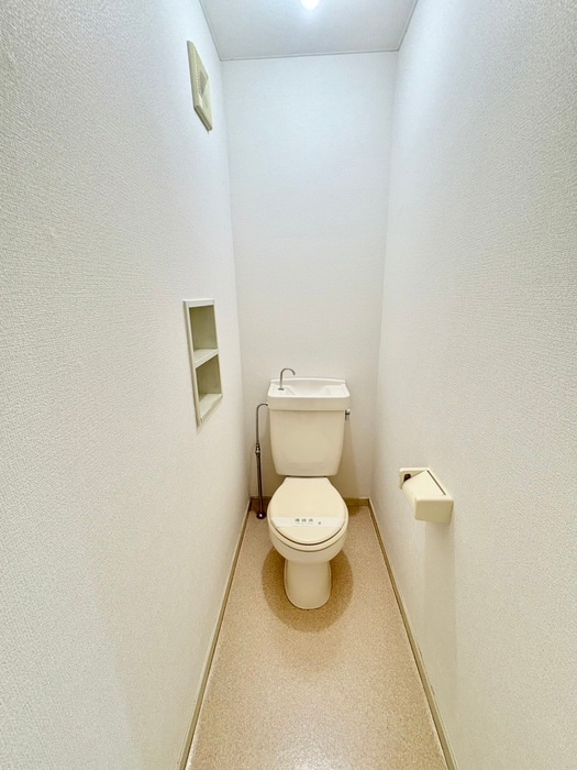 物件内観写真12　(トイレ)