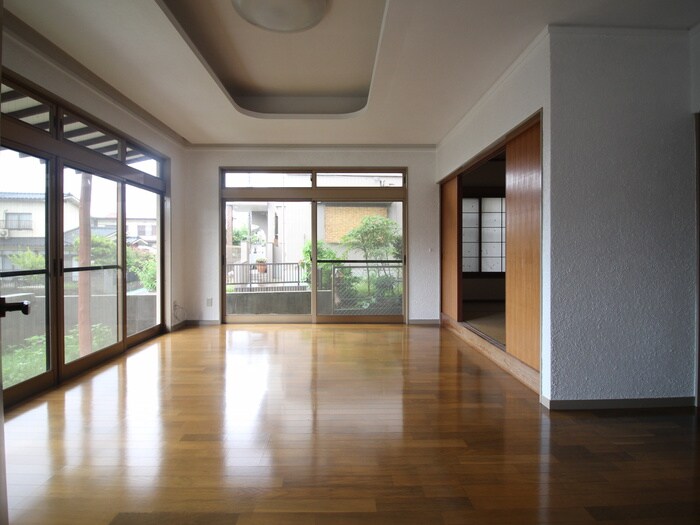 物件内観写真5　(居室)