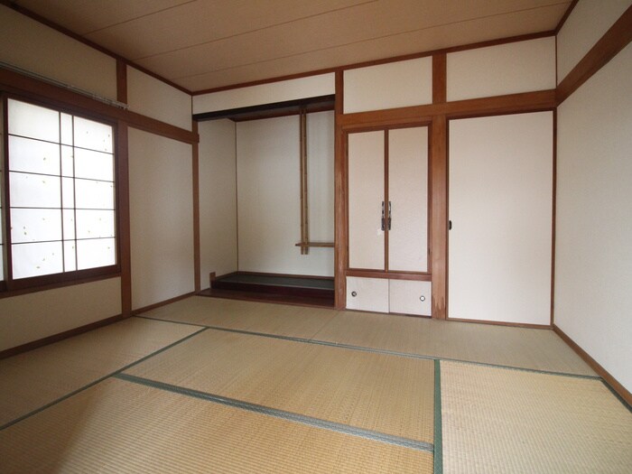 物件内観写真9　(居室)