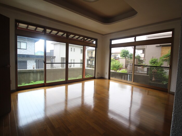 物件内観写真10　(居室)