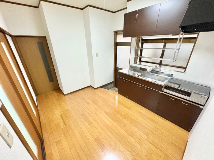 物件内観写真6　(居室)