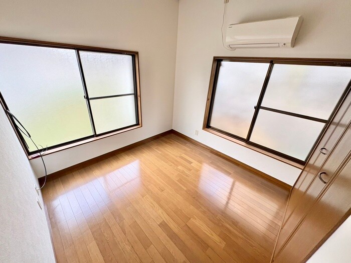 物件内観写真8　(居室)