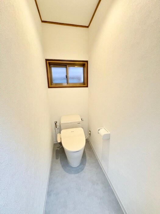 物件内観写真12　(トイレ)