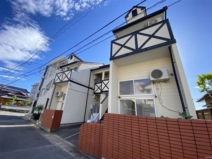 物件外観写真2　(外観写真)