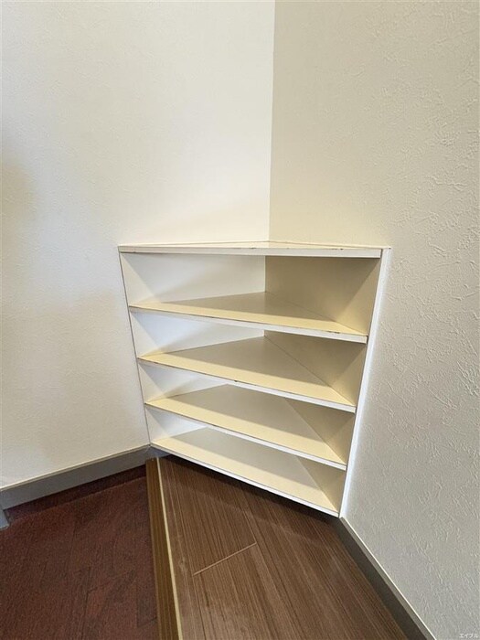 物件内観写真15　(靴箱)