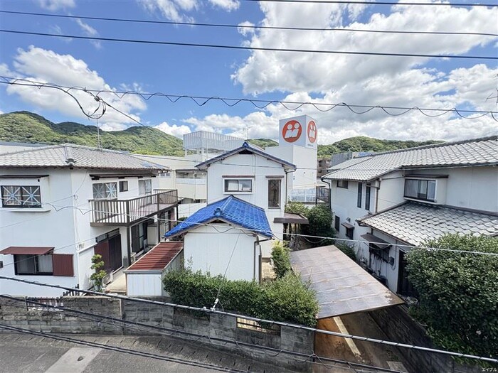 物件内観写真22　(室内からの展望)