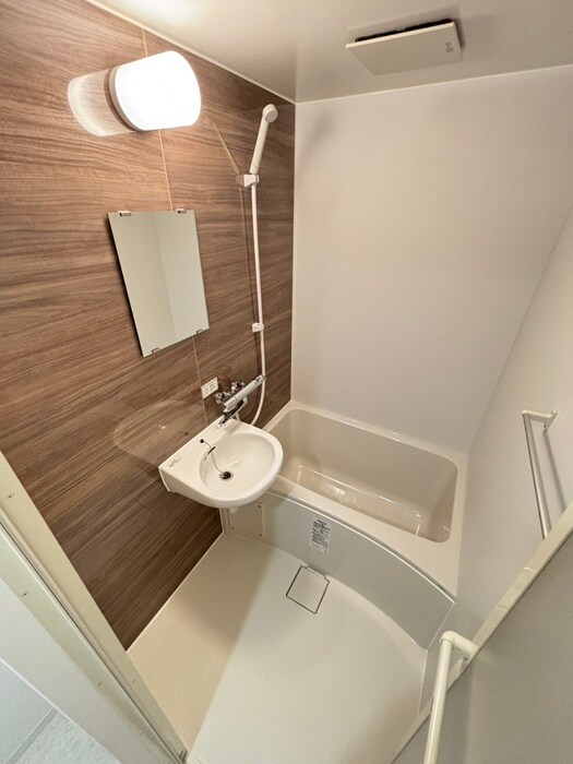 物件内観写真8　(バス／シャワールーム等)