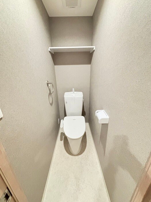 物件内観写真9　(トイレ)