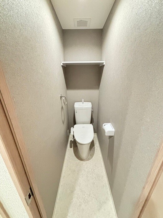 物件内観写真9　(トイレ)