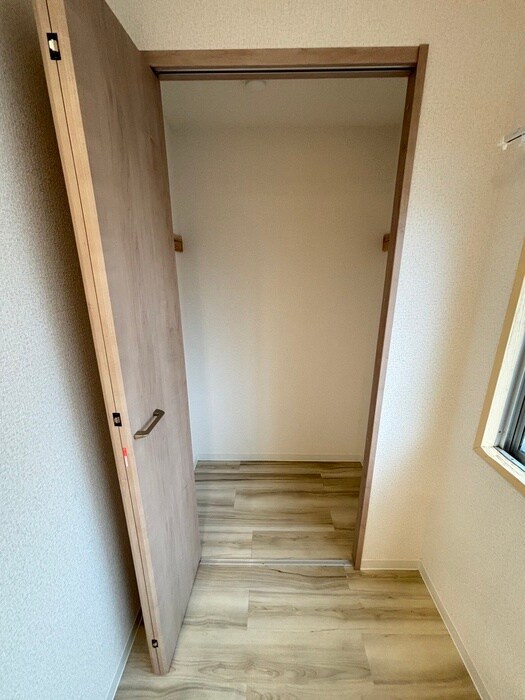 物件内観写真10　(収納)
