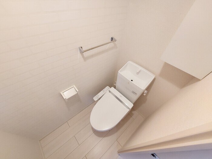 物件内観写真6　(トイレ)