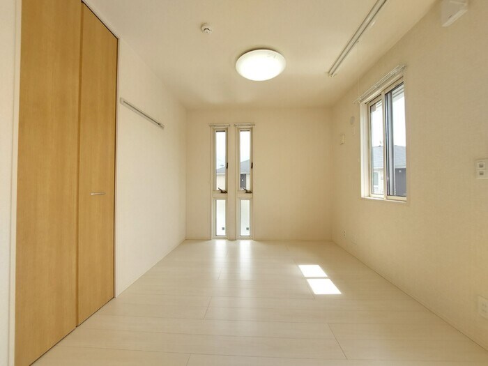 物件内観写真10　(居室)