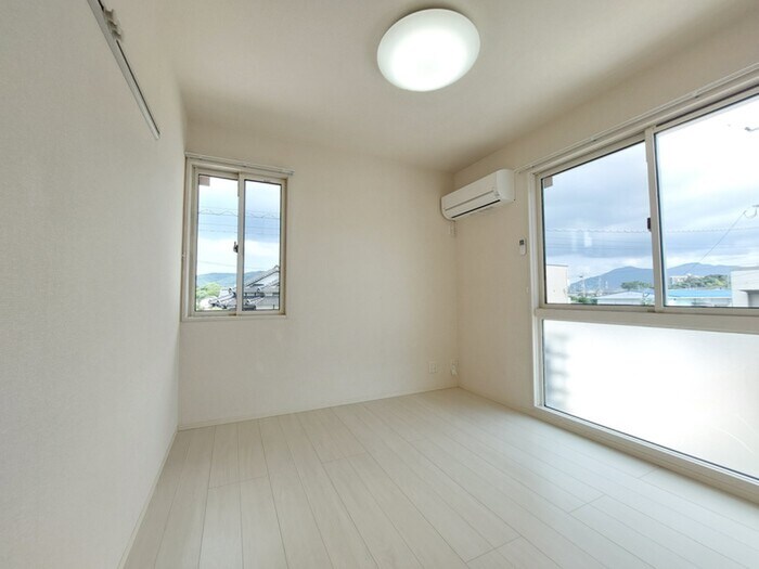 物件内観写真11　(居室)