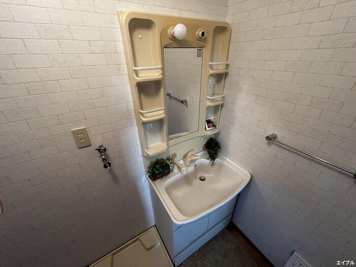 物件内観写真15　(洗面)