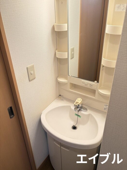 物件内観写真11　(洗面)