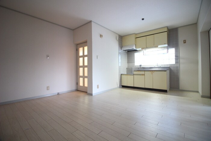 物件内観写真7　(居室)