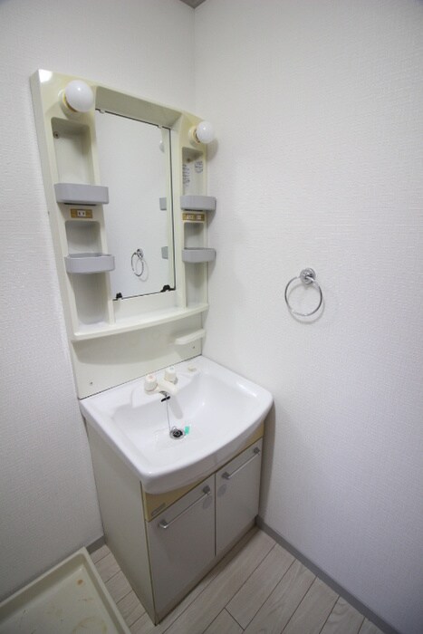 物件内観写真11　(洗面)