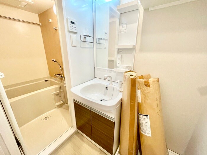 物件内観写真11　(洗面)