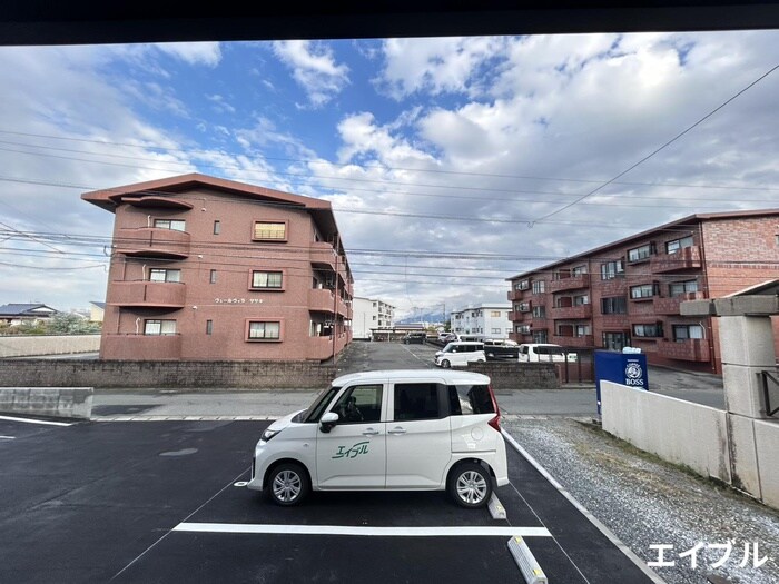 物件内観写真20　(室内からの展望)