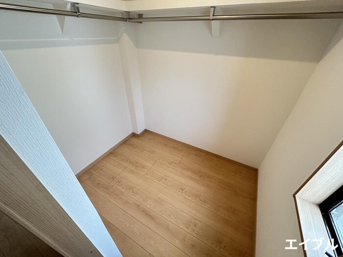 物件内観写真11　(収納)