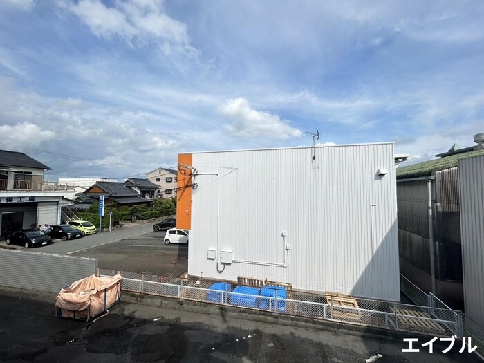 物件内観写真17　(室内からの展望)