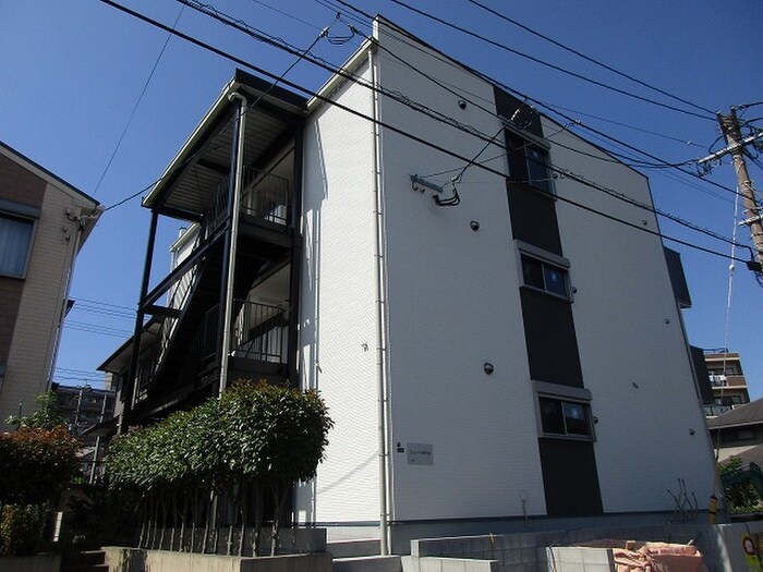 物件外観写真2　(外観写真)