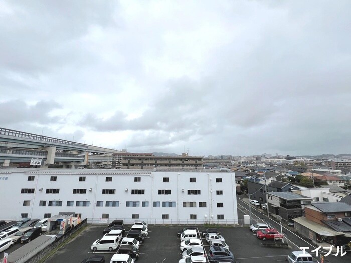 物件内観写真15　(室内からの展望)