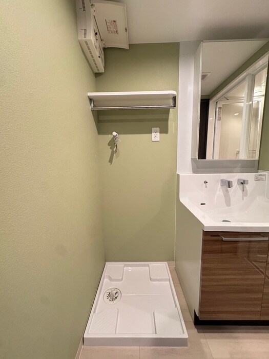 物件内観写真7　(洗濯機置場)