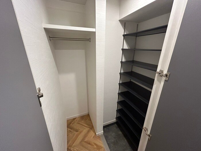 物件内観写真9　(収納)