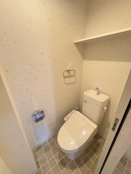 物件内観写真11　(トイレ)