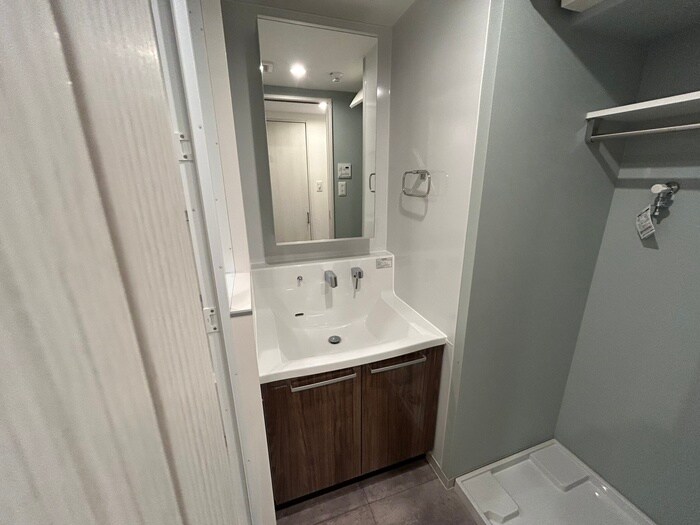 物件内観写真12　(洗面)