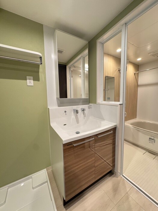 物件内観写真12　(洗面)