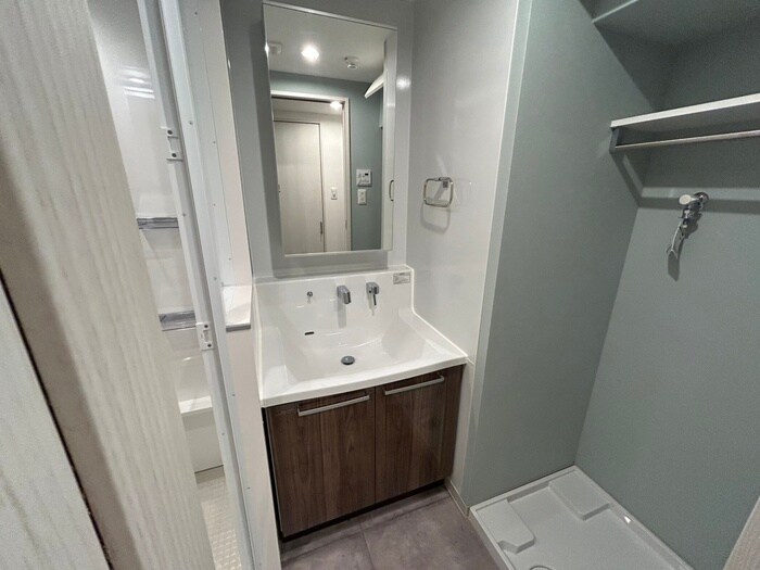 物件内観写真12　(洗面)