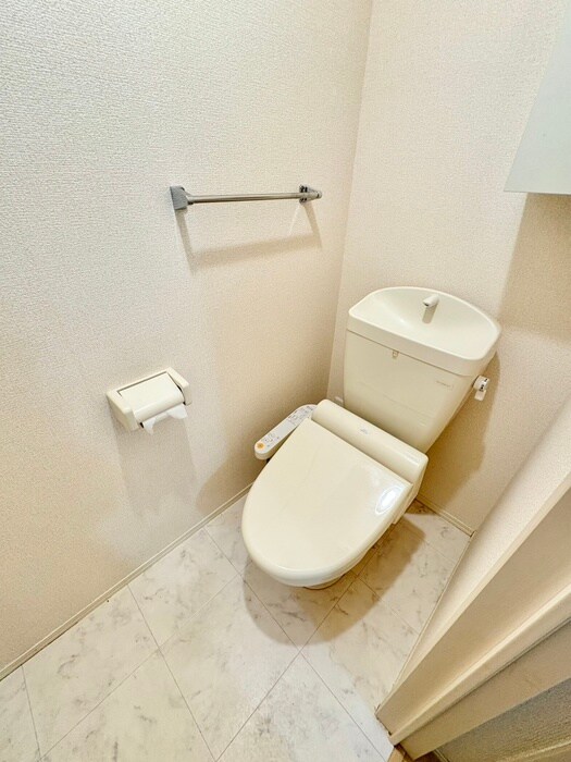 物件内観写真10　(トイレ)