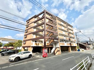グランディール渡辺外観写真
