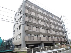 セレナ博多南外観写真