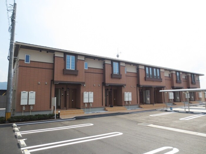 物件外観写真2　(外観写真)