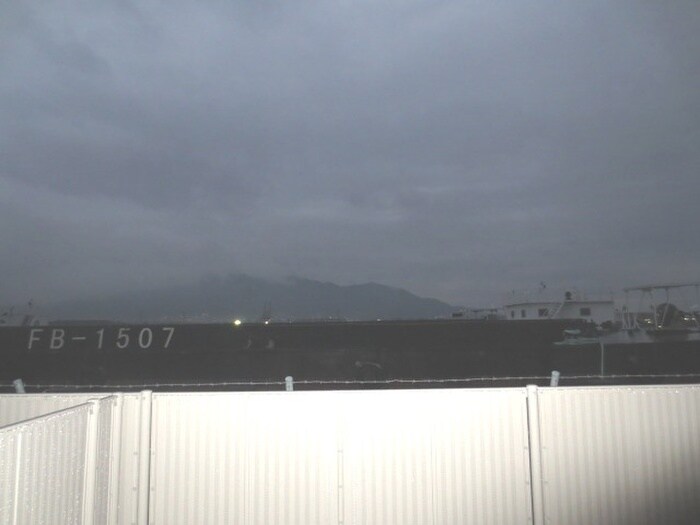 物件内観写真14　(室内からの展望)