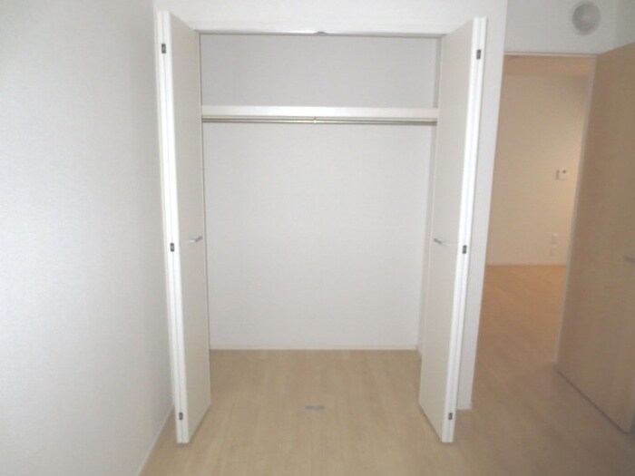 物件内観写真15　(収納)