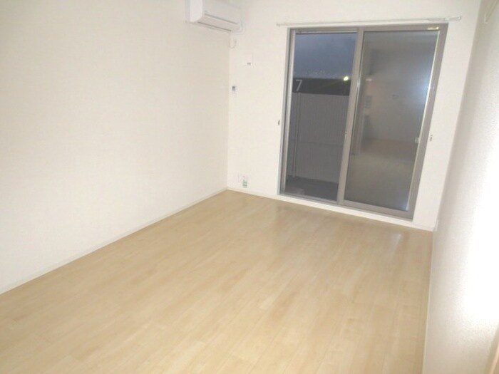 物件内観写真17　(居室)