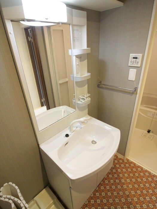 物件内観写真10　(洗面)